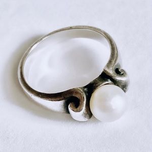 James Avery Scroll Ring With Cultured Pearl